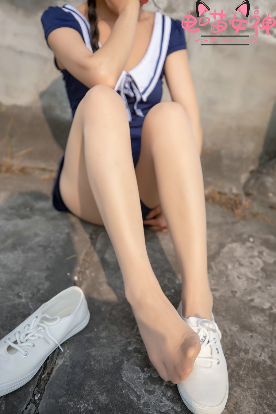 电喵女神 - 灵唯 制服 [33P-199MB]