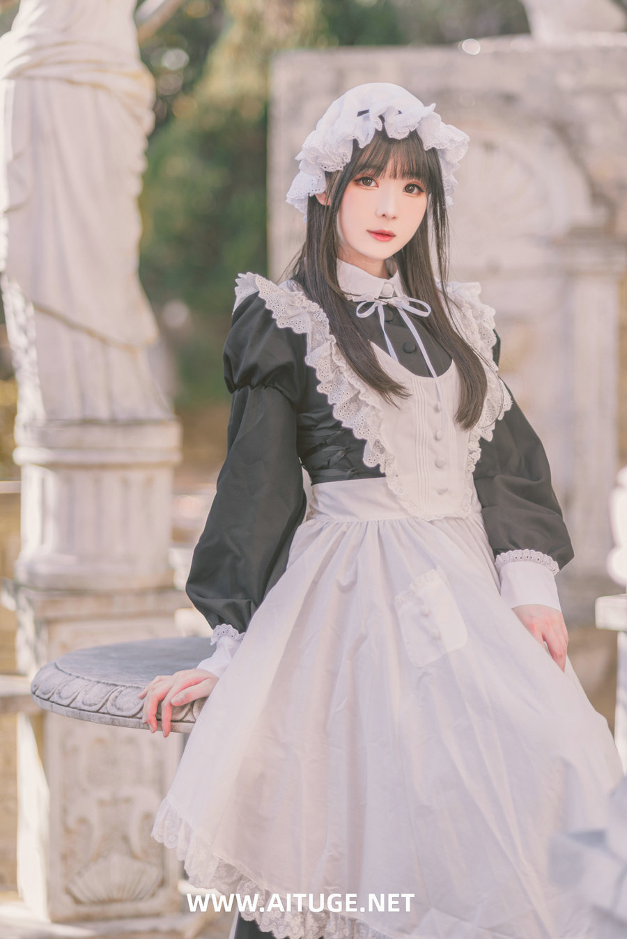 微博妹纸霜月shimo - 女僕圖鑑 Shimo's Maid Collection vol.01 [136P-193MB]