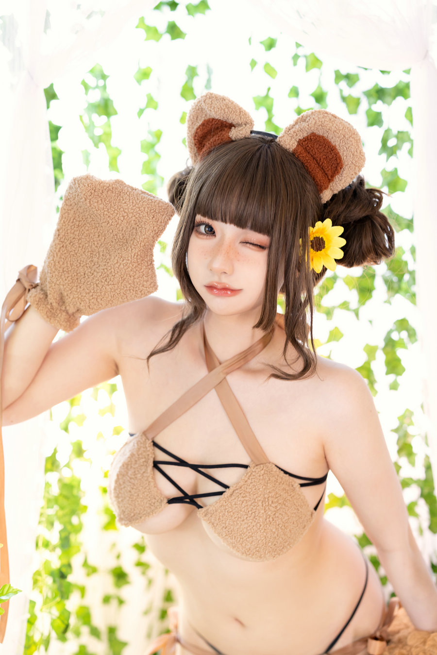 wendydydydy_酱油 - 熊熊 [18P-82MB]
