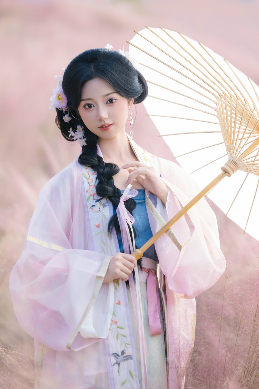 [YITUYU]艺图语 2025.10.15 粉黛花海 Yimi [24P-583MB]