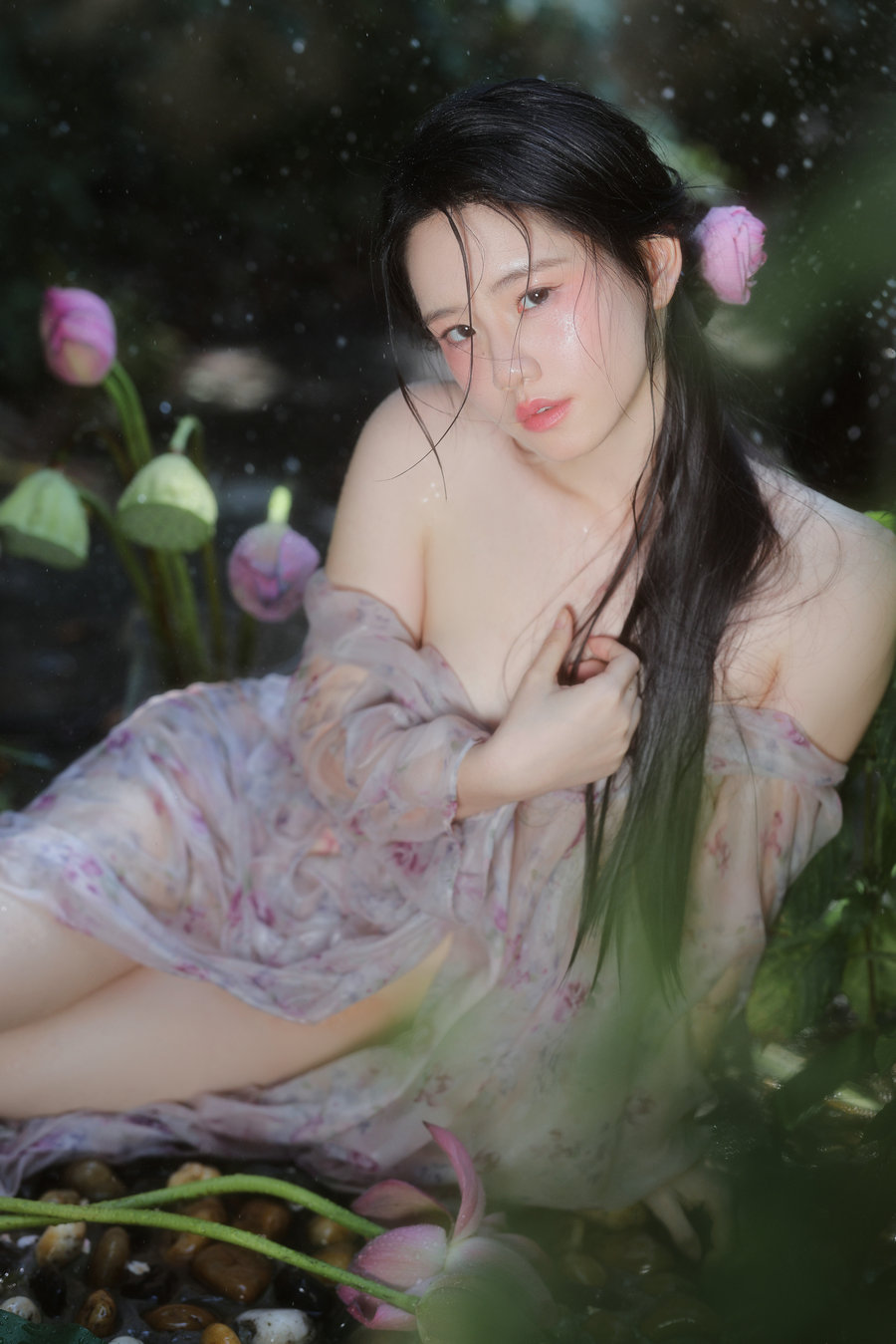 [YITUYU]艺图语 2025.07.20 夏莲 Naomi [13P-247MB]