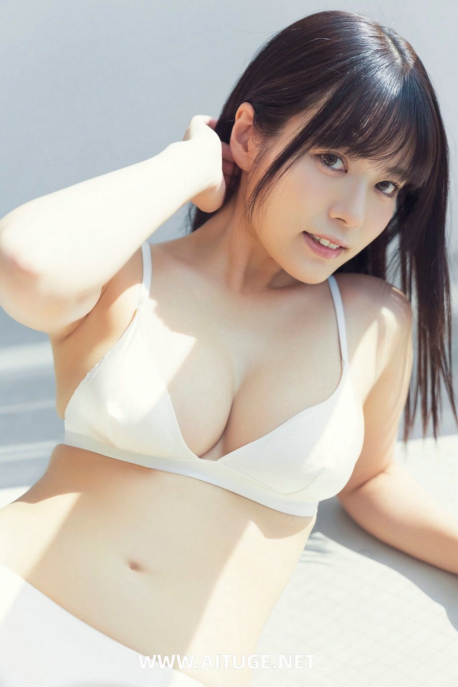 東雲うみ - 自分専用アンドロイド [64P46MB]