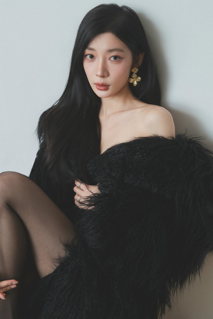 [YITUYU]艺图语 2026.02.10 Shadow YFALA [18P-224MB]