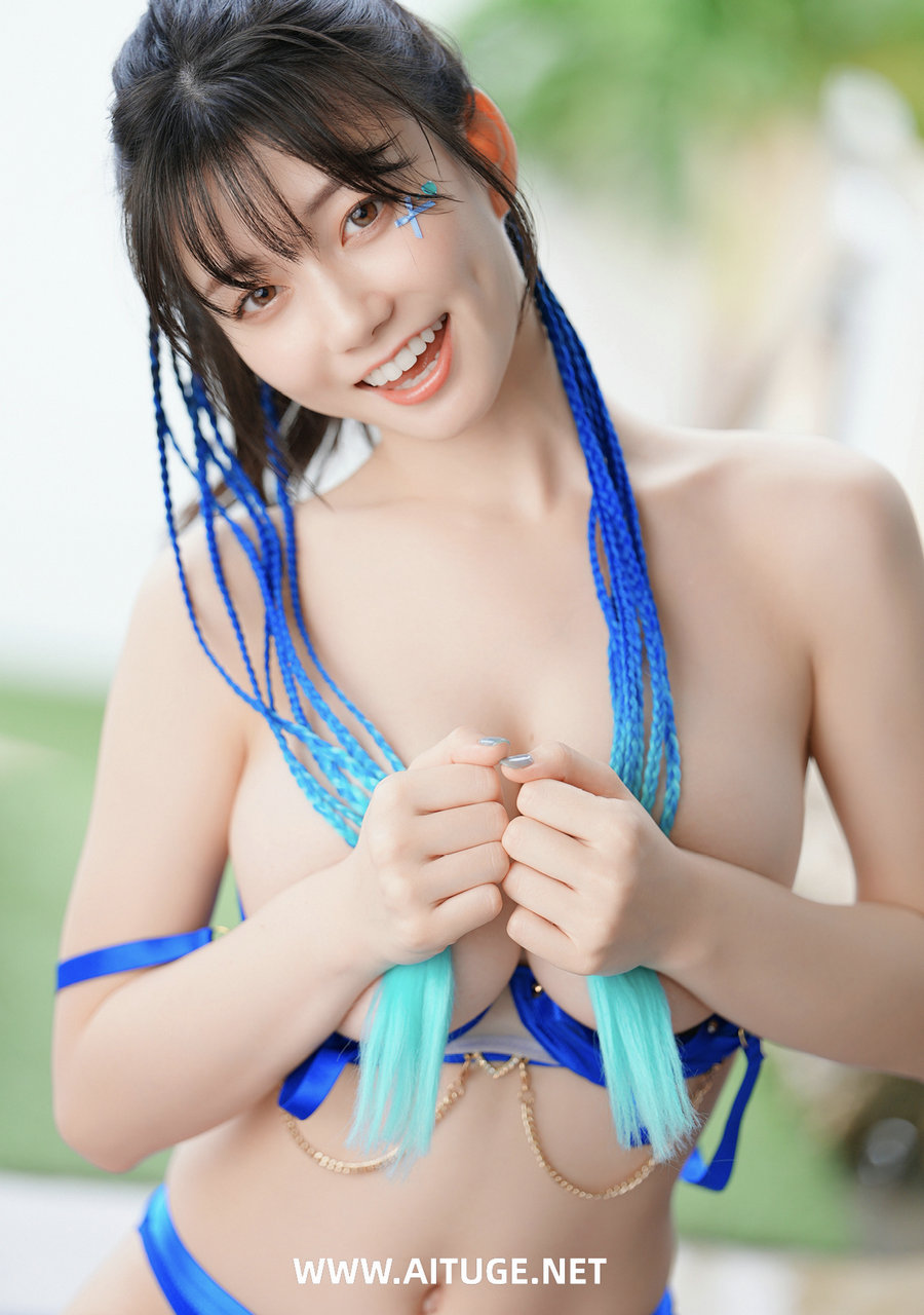 瀬戸環奈 - AZURE [279P246MB]