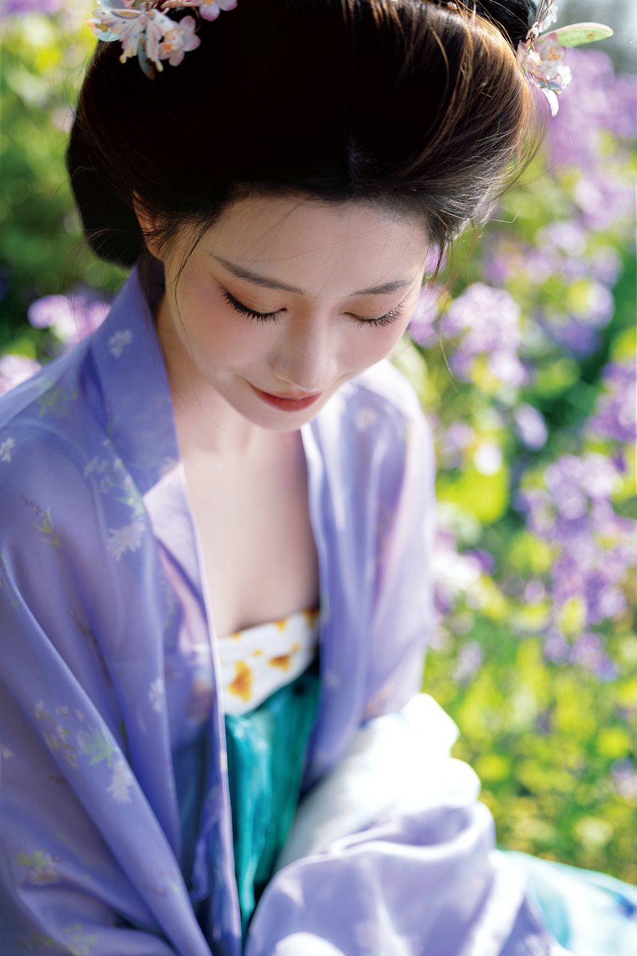 [YITUYU]艺图语 2026.03.21 二月兰汉服 百变小洁 [13P-180MB]