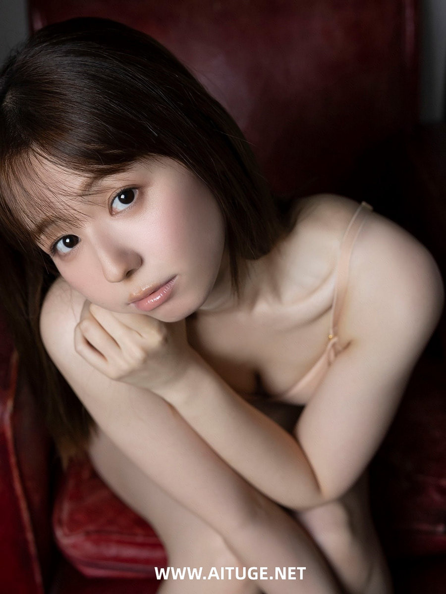 小池里奈 - 麗しのサブリナ・ヒップ [139P98MB]