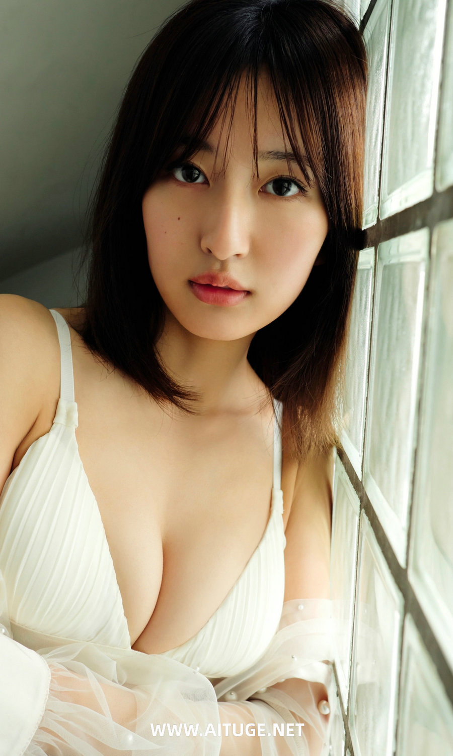 斉藤里奈 - Attractive [62P27MB]