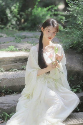 [YITUYU]艺图语 2026.03.25 新中式禅意 一口烧麦 [38P-315MB]