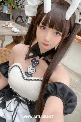 51酱 - 2023年02月真爱粉 [68P6V-589MB]