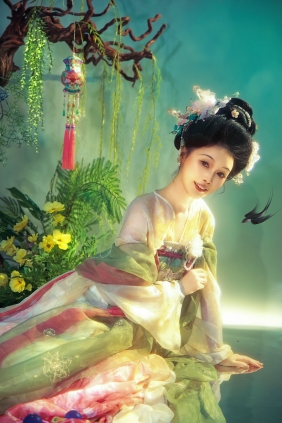 [YITUYU]艺图语 2026.03.10 佩玉春风 酸奶加心好好次 [12P-246MB]
