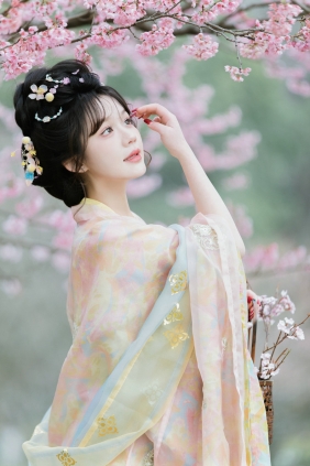 [YITUYU]艺图语 2026.02.25 早樱 [28P-359MB]