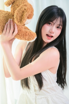[YITUYU]艺图语 2026.03.18 雏菊 西西驾到 [30P-335MB]