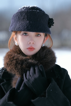 [YITUYU]艺图语 2026.03.16 山顶为你飘了一片雪 一加一 [57P-881MB]