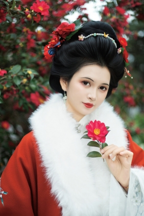 [YITUYU]艺图语 2026.02.27 明茶花 微微不微辣 [13P-226MB]
