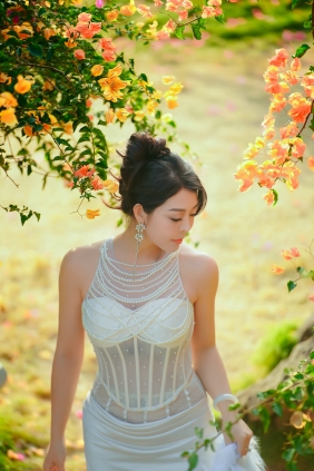 [YITUYU]艺图语 2026.03.11 鲜花美女 米妮爱美丽 [36P-345MB]